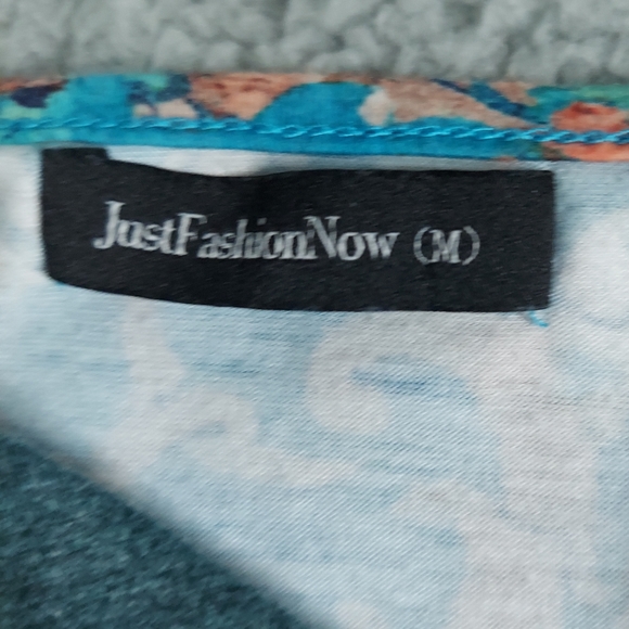 Just Fashion Pullover Top M Blue Paisley Mock Button Collar Soft Cozy Pullover - Picture 4 of 13